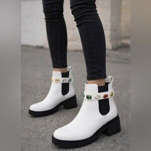 Women's Chelsea Studded Strap Chunky Ankle Boots White Size 8.5 New